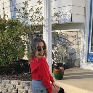 Meet your Posher, Kaitlyn